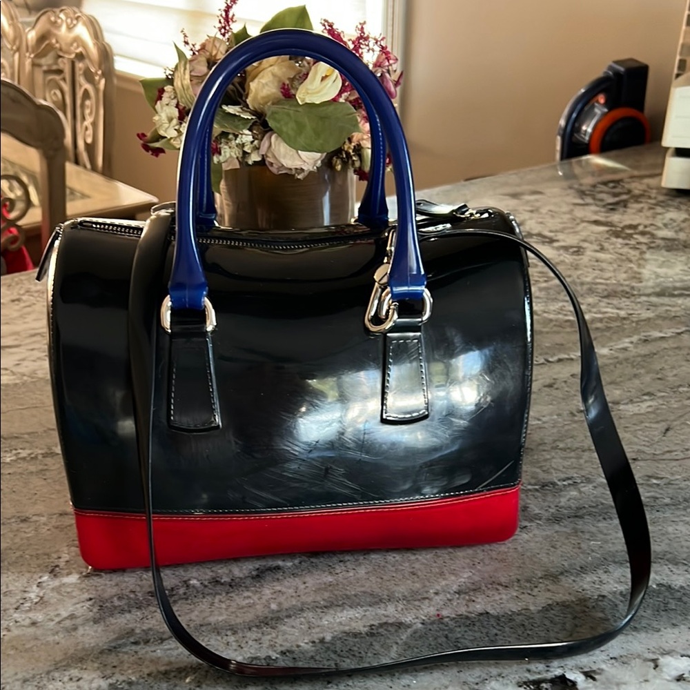 HANDBAG- BLACK RED BLUE